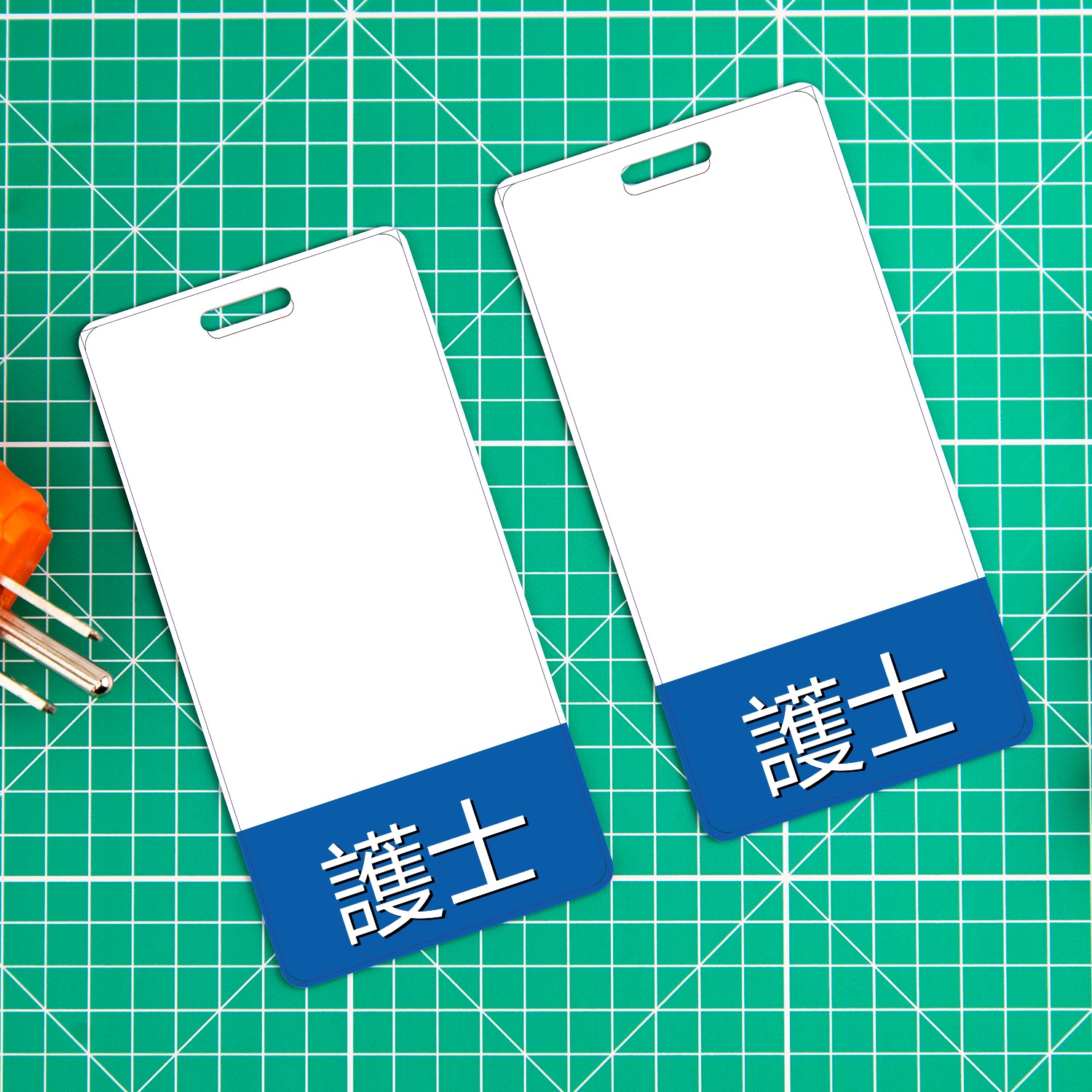 Electro Two Cards - V mockup